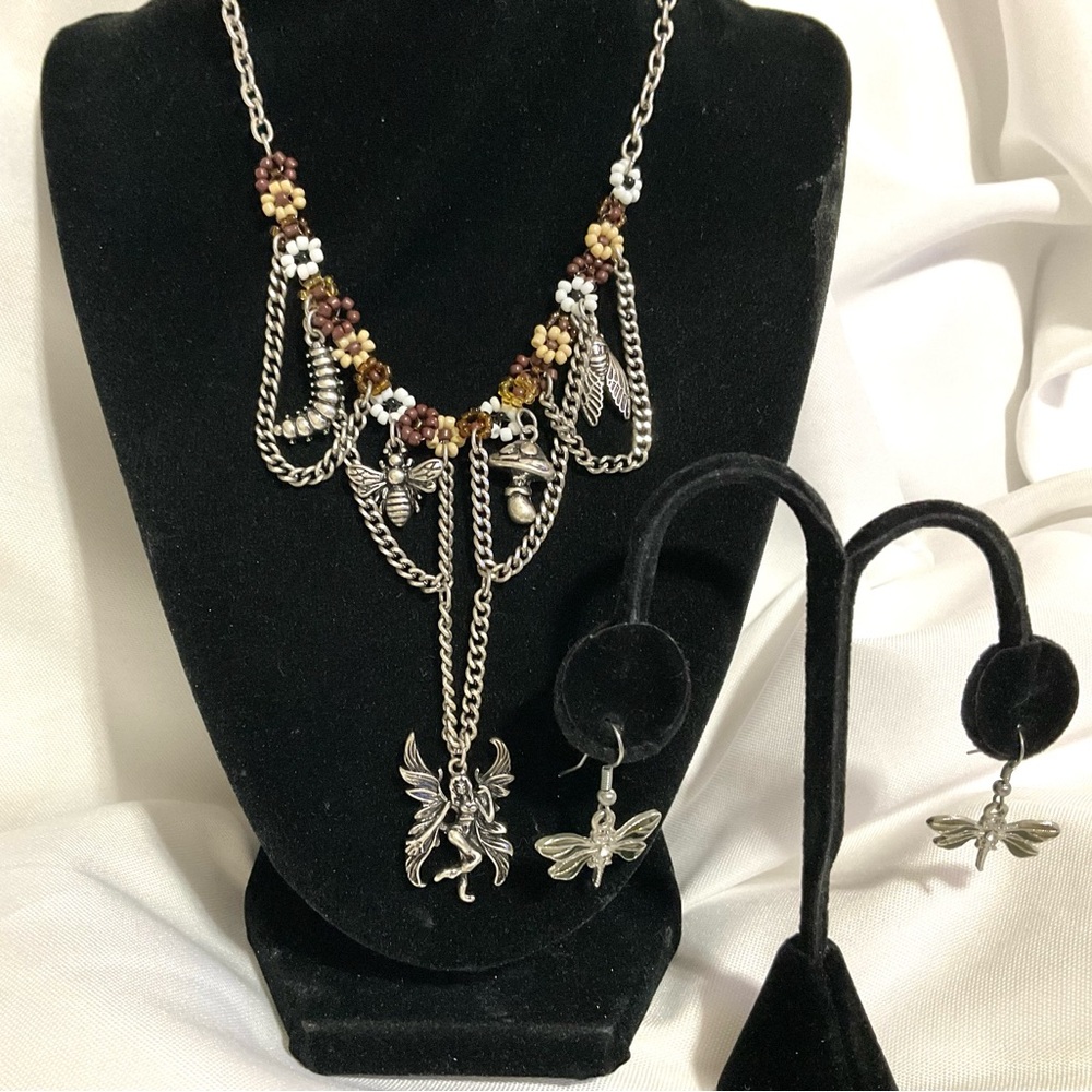 Cottagecore Fairy Beaded Mushroom & Bee Necklace & Earrings